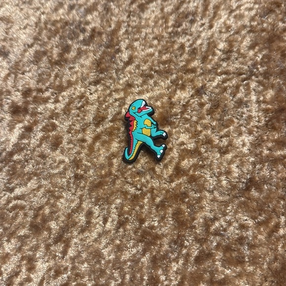 Kids Green Dinosaur Jibbitz Shoe Charm  Accessory For Crocs & Shoes New 5/$15 - Picture 3 of 5